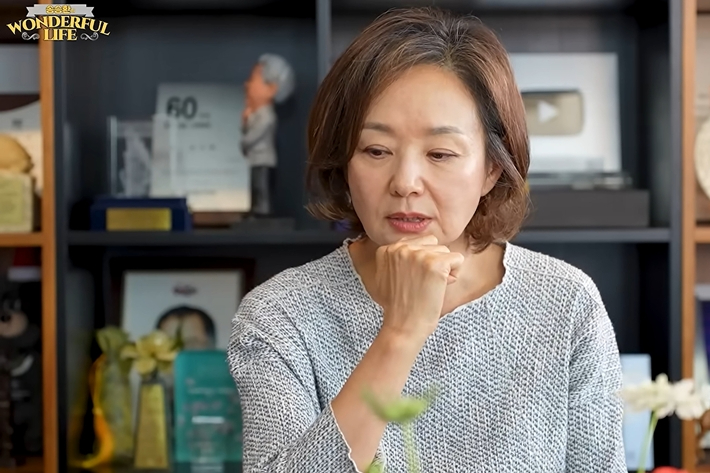 24일 공개된 유튜브 '송승환의 원더풀 라이프'에는 배우 배종옥이 출연했다. '송승환의 원더풀 라이프' 캡처