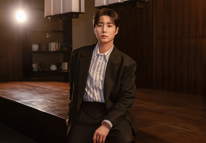 영케이는 첫 정규앨범에 이어 2년 10개월 만에 솔로 컴백했다. JYP엔터테인먼트 제공