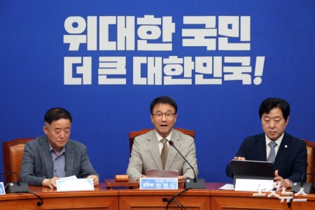 모두발언하는 한병도 당대표 직무대행 겸 원내대표