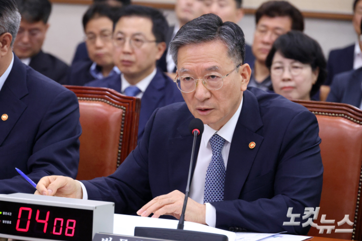 정성호 법무부 장관. 윤창원 기자