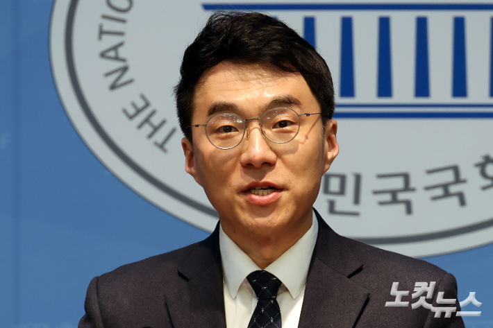 윤창원 기자