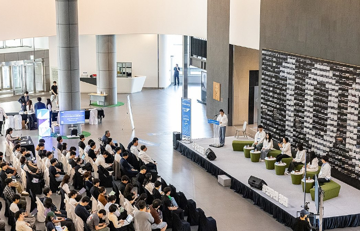 지난 5월 서울 동작구 중앙대학교에서 열린 '2026 모두의 창업 캠퍼스투어 토크콘서트'. 중소벤처기업부 제공