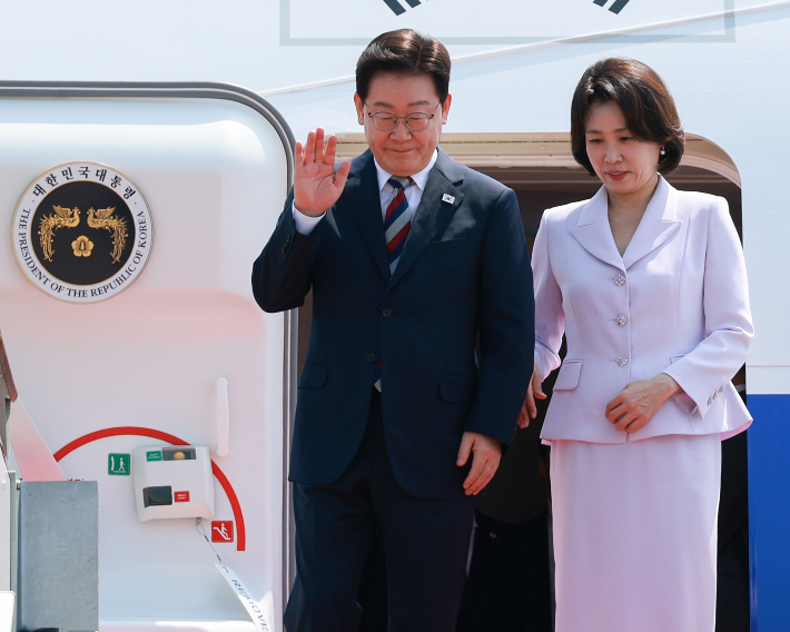 이재명 대통령, 미국ㆍ남미ㆍ독일 순방 마치고 귀국. 연합뉴스
