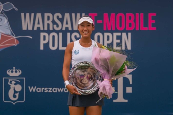 여자프로테니스(WTA) 125 대회 '바르샤바 T-모바일 폴란드 오픈' 단식 정상에 오른 이영서. WTA  