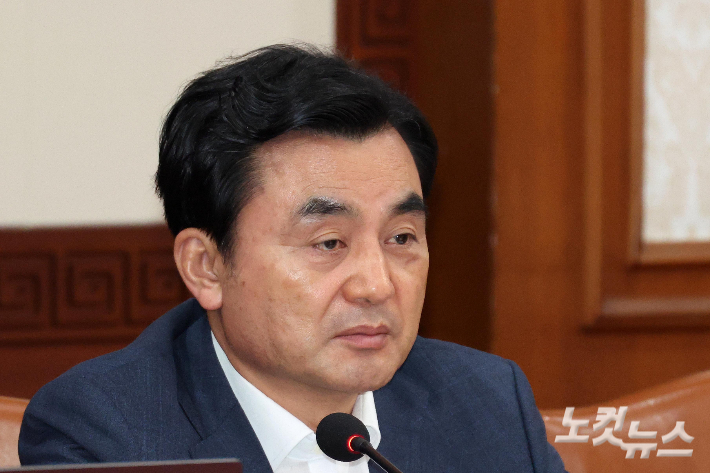 안규백 국방부 장관이 28일 서울 종로구 정부서울청사에서 열린 국무회의에서 발언하고 있다. 박종민 기자