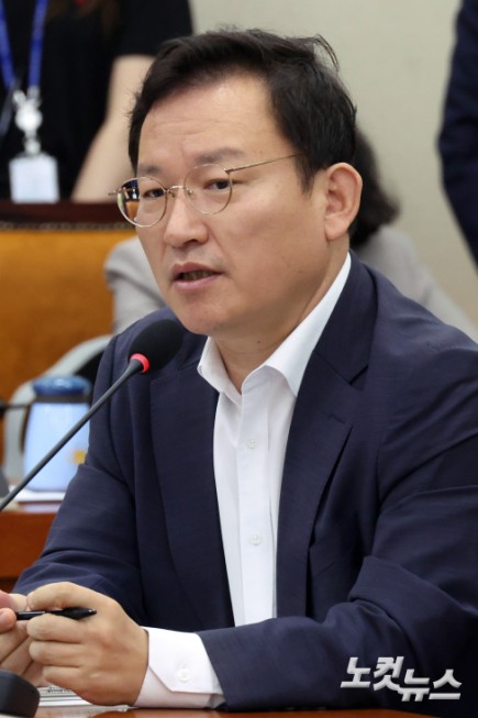 발언하는 김형동 야당 간사