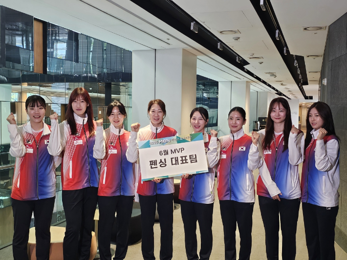 왼쪽부터 전하영, 임태희, 이혜인, 서지연, 김정미, 송세라, 최세빈, 양승혜. MBN 