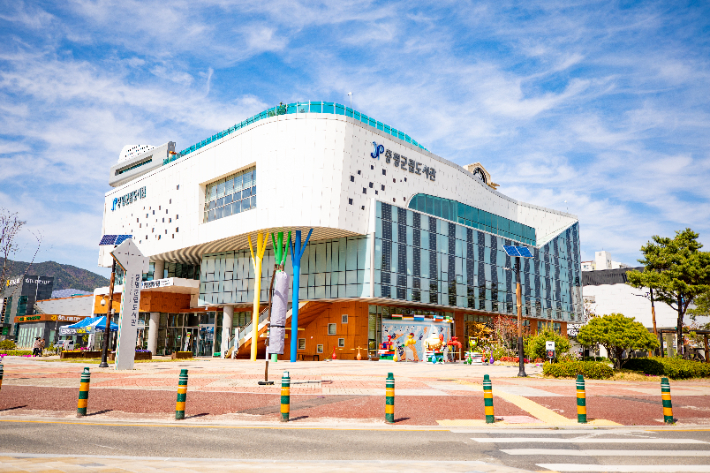 증평군립도서관. 충북도 제공