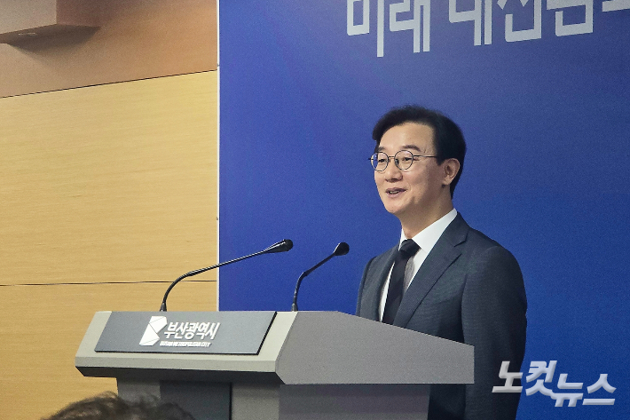 전재수 부산시장은 14일 민선 9기 첫 추경예산안을 발표했다. 부산시는 이날 시의회에 추경안을 제출했다. 송호재 기자