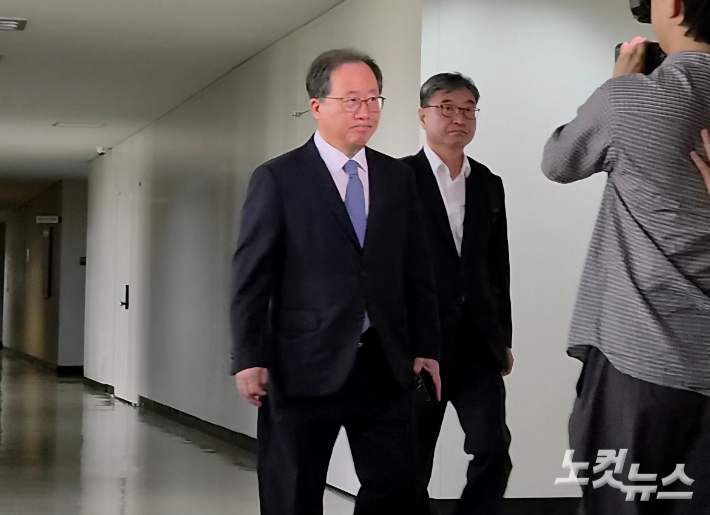 김석준 부산시교육감이 20일 오전 법정에 출석하고 있다. 김혜민 기자