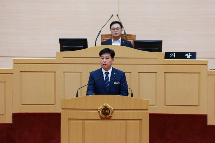 주연창 의원이 본회의장에서 발언하고 있다. 통합특별시의회 제공 