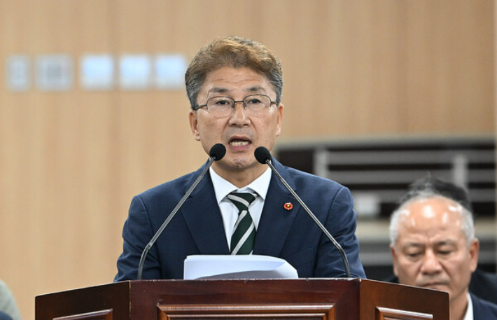 제주도의회 인사청문위원회가 이상봉 제주시장 후보자에 대해 적합 의견을 냈다. 제주도의회 제공
