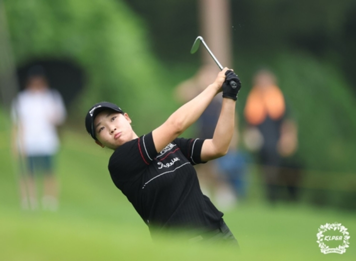 아쉽게 2주 연속 서교림에 우승을 내준 김민술. KLPGA  
