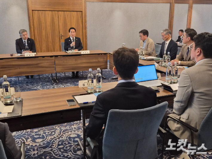 24일(현지시각) 열린 독일 현지 법인 대표들과의 간담회. 김정남 기자