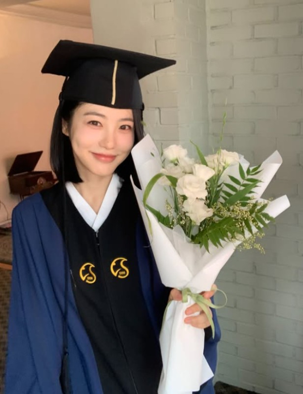 배우 신예은 SNS 캡처