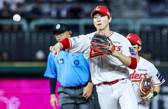 박성한 수비. SSG 랜더스