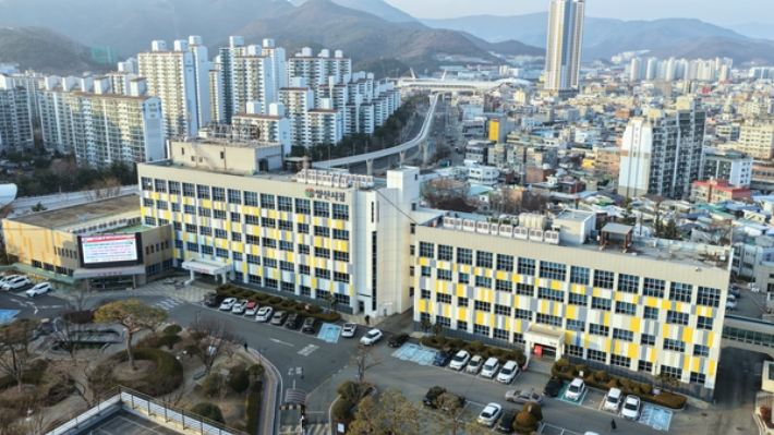 양산시청 전경. 양산시 제공 