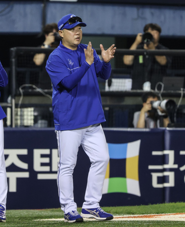 삼성 박진만 감독. 삼성 라이온즈 