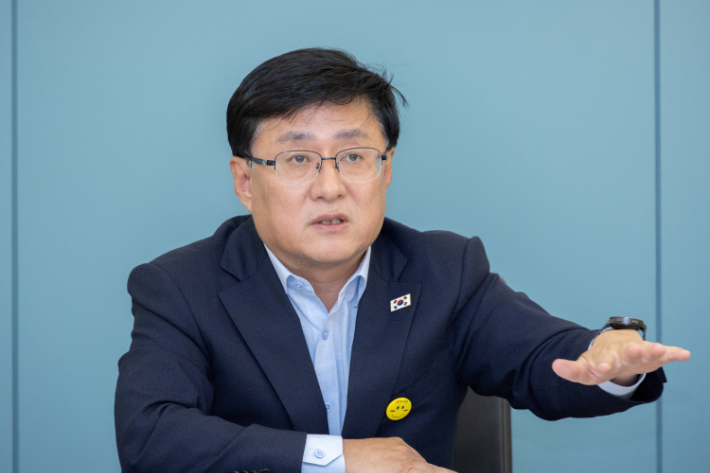 발언하는 김성환 장관. 연합뉴스
