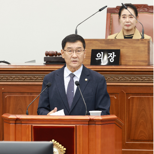 김우진 창원시의원. 창원시의회 제공 