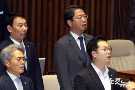 1일 서울 여의도 국회에서 열린 제439회 국회(정기회) 개회식에 법무부 장관 후보자인 김승원 더불어민주당 의원이 참석하고 있다.