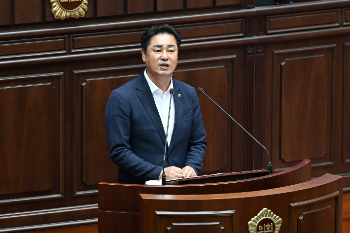 부산시의회 이상욱 의원. 부산시의회 제공