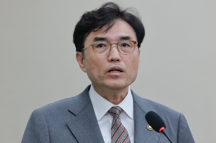 권창준 고용노동부 차관. 연합뉴스