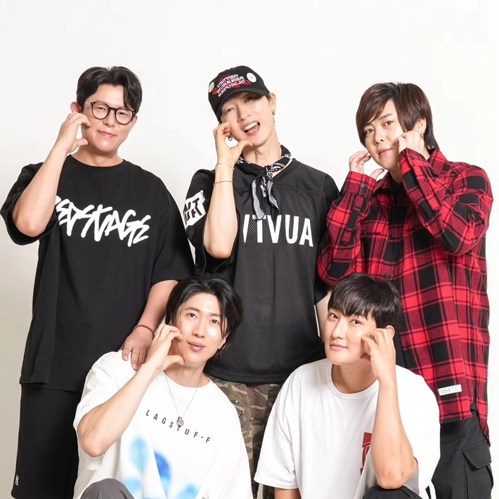 H.O.T.는 2019년 단독 콘서트 이후 6년 만인 지난해 11월 한터음악페스티벌의 헤드라이너로 오랜만에 무대에 올랐다. 토니안 인스타그램