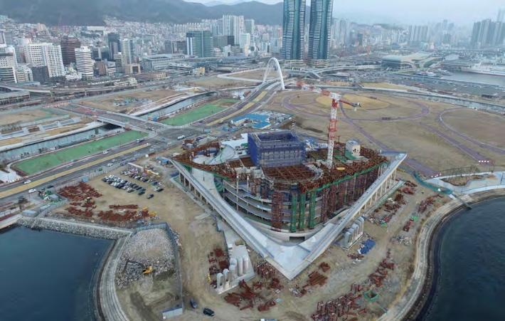 부산오페라하우스 건설 현장 모습.  부산시 제공