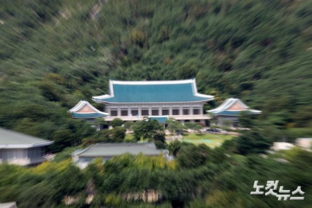 이 대통령 지지율 첫 30%대
