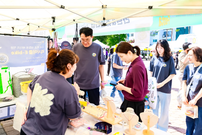 2026 함안 청년 SODO 페스타 그린 스토어 팝업 구역 부스. 함안군 제공 