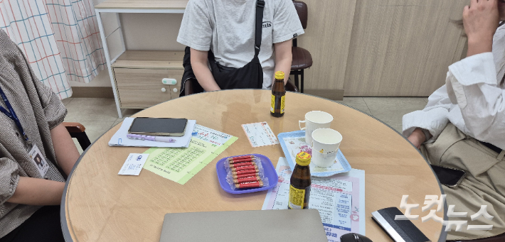 11일 경북 영양군보건소에서 만난 학부모들은 소아청소년과 전문의가 없어 애로사항이 많았다고 털어놨다. 곽재화 기자