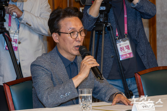 13일 서울 종로구 삼청동 총리공관에서 열린 고위당정협의회에서 더불어민주당 김민석 대표가 발언을 하고 있다. 윤창원 기자