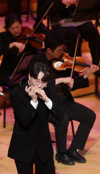 전제덕·박종성의 심포닉 하모니카. CBS 공연기획센터 제공