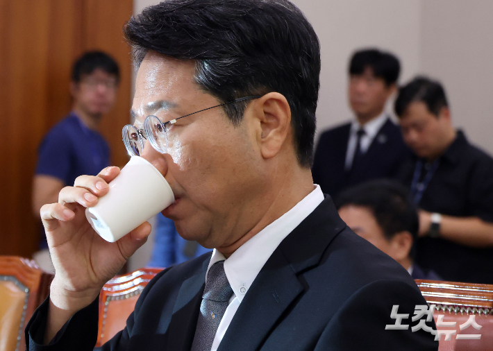김승원 법무부 장관 후보자가 15일 국회 법제사법위원회에서 열린 인사청문회에 출석해있다. 황진환 기자