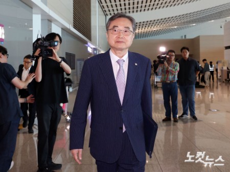 조현 장관, 한미 외교장관 회담 위해 출국