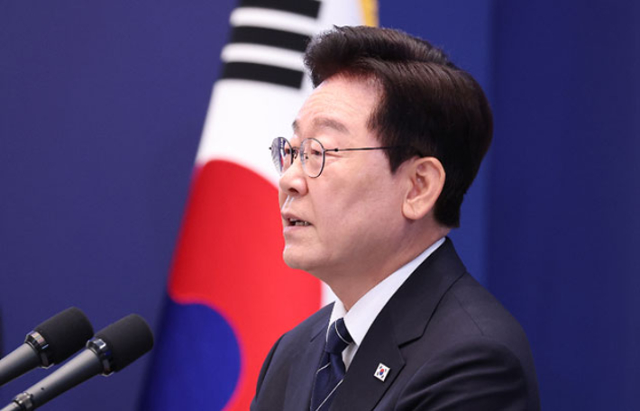 이재명 대통령이 18일 청와대 영빈관에서 기자회견을 하고 있다. 연합뉴스
