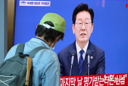 생중계 되는 이재명 대통령 기자회견