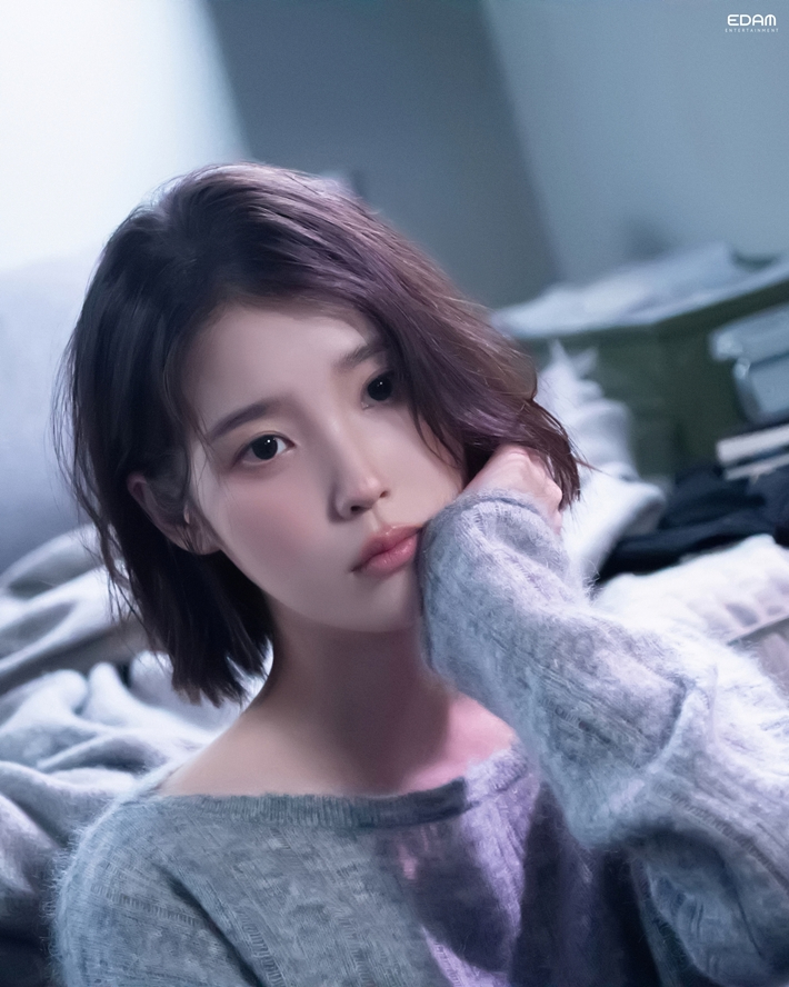 가수 겸 배우 아이유. 이담엔터테인먼트 제공
