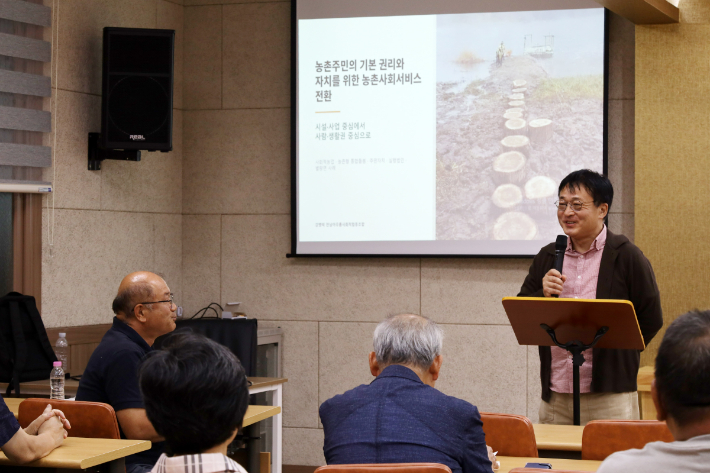 박해성 목사가 인사말을 하고 있다. 전동NCC 제공