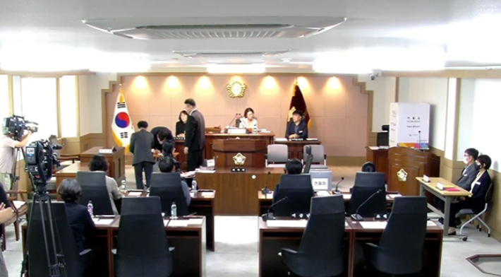대덕구의회가 21일 제295회 임시회 제1차 본회의를 열고 의장 선출에 나섰지만 무산됐다. 대덕구의회 유튜브 캡처
