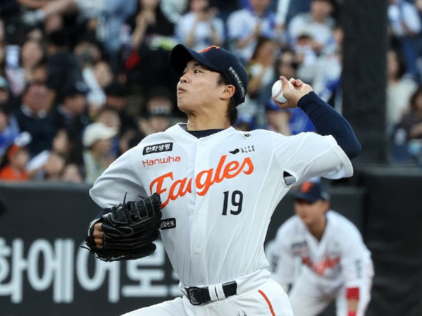 한화 왕옌청. 연합뉴스