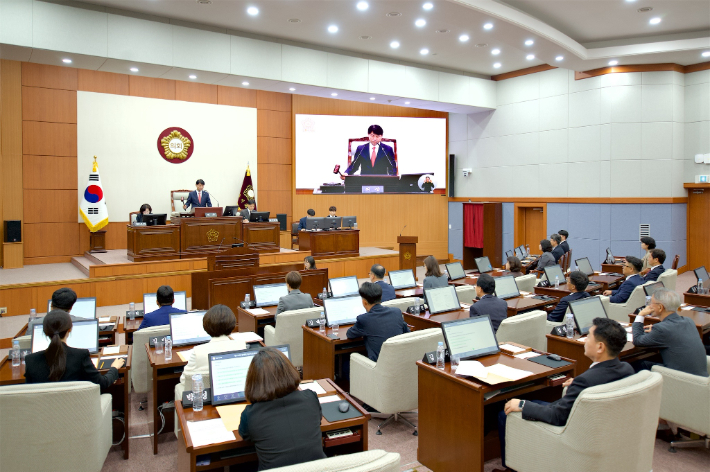 22일 열린 제332회 강릉시의회 제1차 정례회 제3차 본회의. 강릉시의회 제공