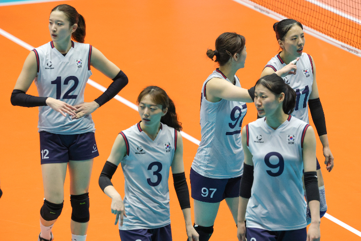 22일 일본 아이치현 파크 아레나 고마키에서 열린 2026 아이치·나고야 아시안게임 여자 배구 대한민국과 태국의 동메달 결정전. 연합뉴스