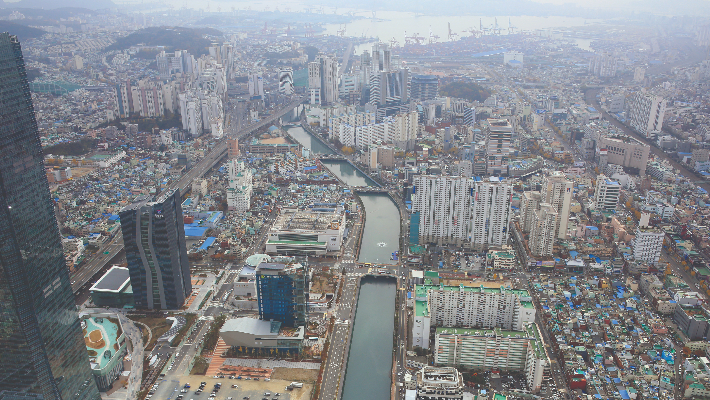 부산 동천 일대. 부산시 제공