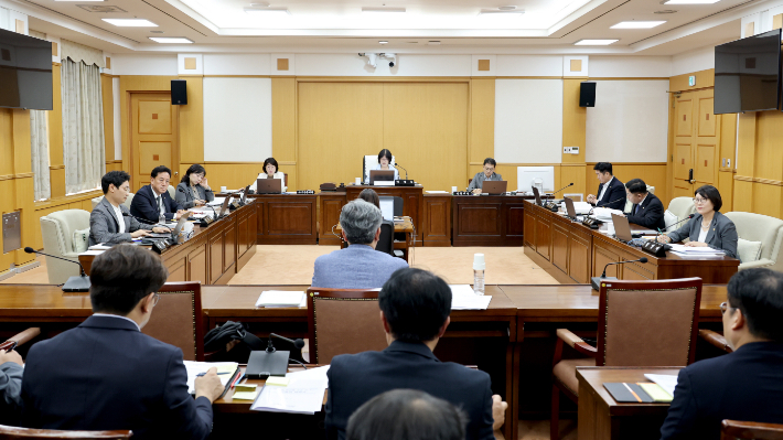 테크노파크원장 인사청문특별위원회 회의. 대전시의회 제공