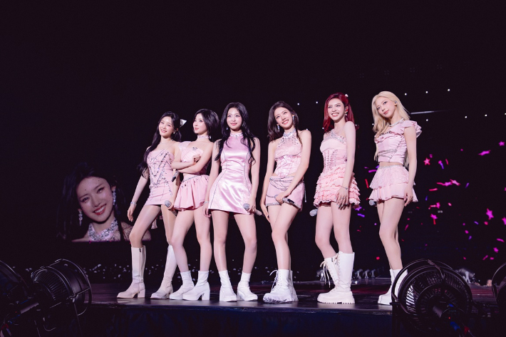 YG엔터 제공
