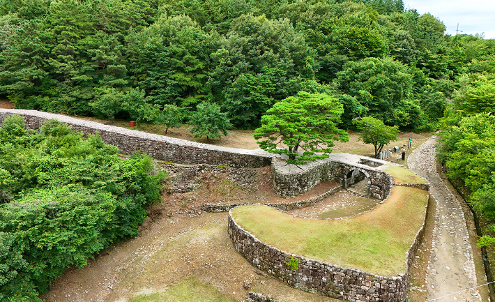 전북 완주 위봉산성. 전북도 제공