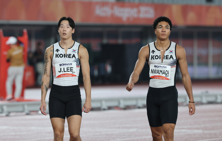 극적으로 결선에 진출한 400m 계주. 연합뉴스