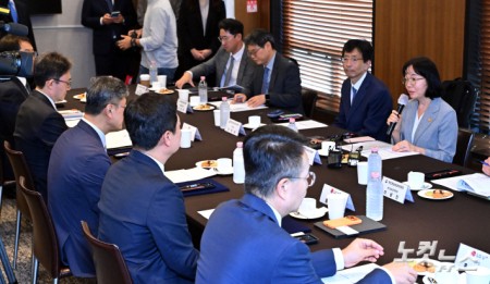 통신3사 CEO 만난 개인정보보호위원장